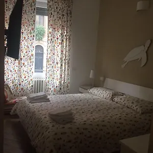 Bed & Breakfast Via Fontana, Milan