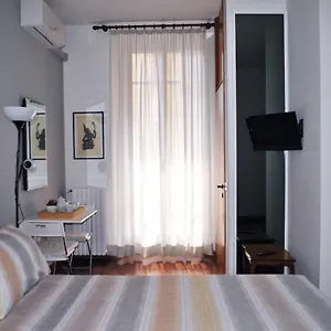 A Milàn Couette-café