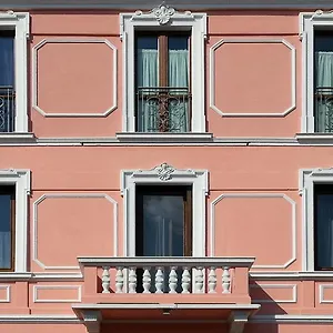 2* Отель типа 